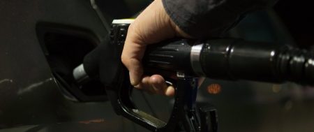 Đổ nhầm loại nhiên liệu cho động cơ gây hậu quả nghiêm trọng thế nào?