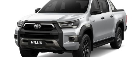 Toyota Việt Nam giới thiệu bản nâng cấp Hilux 2024 “Uy mãnh chinh phục”